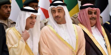 Saudi Arabian Foreign Minister Adel al-Jubeir (L) speaks with UAE's Minister of Foreign Affairs Abdullah bin Zayed Al-Nahyan (C) as Bahraini Foreign Minister Khalid bin Ahmed al-Khalifa (R) looks on following a meeting with foreign ministers and military officials from the Saudi-led coalition, in Riyadh on October 29, 2017.
Saudi Arabia on Sunday accused Iran of blocking peace efforts in Yemen, slamming its political archrival over support for the Yemeni rebels Riyadh is fighting against.  / AFP PHOTO / FAYEZ NURELDINE        (Photo credit should read FAYEZ NURELDINE/AFP via Getty Images)