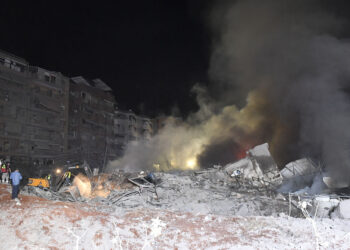 BEIRUT, LEBANON - SEPTEMBER 27: A view of damaged area as Lebanese civil defense teams conduct search and rescue operation following the Israeli attacks as around 10 explosions are heard in the southern area of the capital Beirut, Lebanon on September 27, 2024. (Photo by Houssam Shbaro/Anadolu via Getty Images)