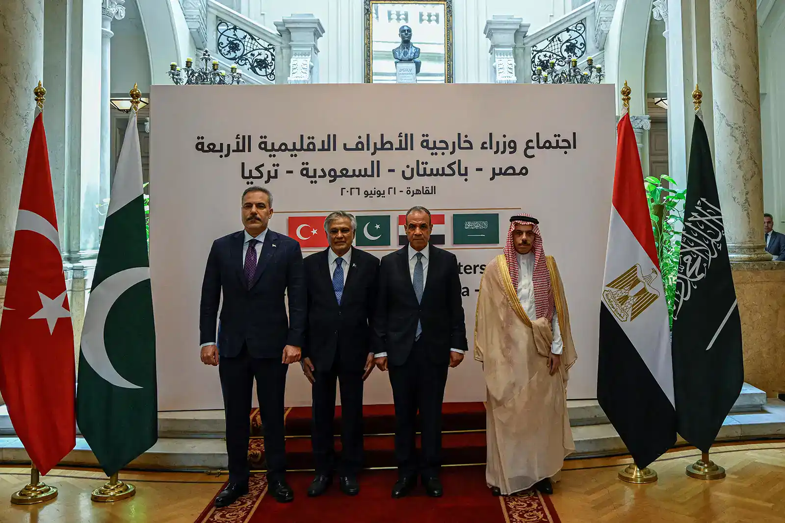 The U.S. Military Presence in the Gulf Has Become a Political Burden Rather Than a Security Guarantee